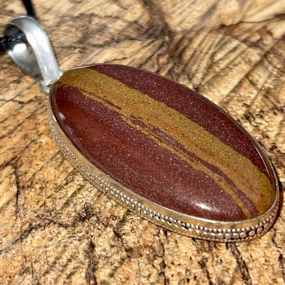 Shiva Lingam Crystal Pendant 2 1/2” - Picture 5 of 9